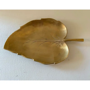 Bol en laiton en forme de feuille au design antique Bol à bonbons en laiton de qualité supérieure à des prix abordables - Product Image 6