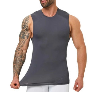 Camisetas de Compresión Deportivas de Manga Corta con Protección Solar UPF50+ UV de Secado Rápido, Personalizadas con Logotipo, de Poliéster/Nailon de 180g - Product Image 4