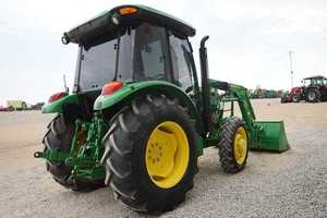 2023 Johnn Deere 5075E Mini Tractor 4WD/2WD Tractor para caminar 70HP 120HP 90HP 100HP Bomba de motor nominal Engranaje de caja de cambios-para granja - Product Image 4