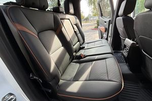 GMC Canyon AT4 2024, Gasolina, Bajo Kilometraje - Product Image 5