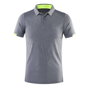 Polo en coton de qualité supérieure pour hommes 240GSM Tissu piqué respirant Conception de col moderne OEM & ODM Fourniture d'usine de broderie personnalisée - Product Image 4