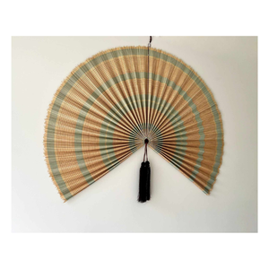 Fan pliant en bambou Handfan en bambou faveur de fête de mariage Handfan en bambou Eco Friendly Handmade Decorative Folding Fan Souvenir - Product Image 3