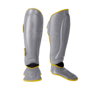Espinillera de Diseño Ligero y Ajuste Confiable con Cierre Seguro e Interior Suave - Product Image 2