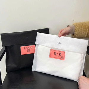 Pochette de rangement en tissu non tissé écologique et durable avec cordon de serrage, fermeture à bouton, pour documents, personnalisable avec logo - Product Image 3