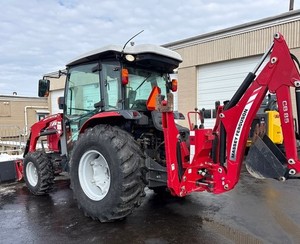 Tractores Massey Ferguson 1749 asequibles en excelentes condiciones, listos para exportación y uso industrial, disponibles para la venta. - Product Image 4