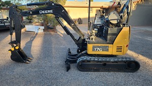 John Deere เครื่องขุดขนาดเล็ก17G สำหรับขายสภาพการทำงานส่วนประกอบหลักกระปุกเกียร์และเครื่องยนต์ - Product Image 6