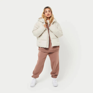 Chaqueta acolchada personalizada para mujer, chaqueta de invierno de lana acolchada de alta calidad, acabado lavado, clima frío y exterior - Product Image 2