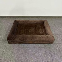Lit pour chien en mousse orthopédique respirante de qualité supérieure, personnalisé en usine, de luxe, classique, rectangulaire, emballé dans un carton