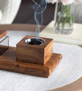 Ensemble brûleur à bakhoor en bois best-seller avec boîte en acrylique et couvercle en bois. Le cadeau idéal pour le Ramadan et l'Aïd pour le Moyen-Orient et le Golfe. - Product Image 5