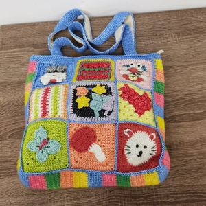 Bolso de Hombro de Mujer Hecho a Mano, Estilo Vintage, con Dos Correas, Diseño de Cuadrados Granny Crochet, Cierre Abierto, Patrón Animal, Poliéster, Portátil - Product Image 1
