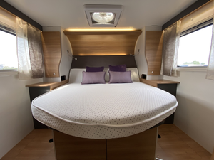 Autocaravana de lujo de 5m para 4 personas, impermeable, ligera, de aluminio y acero, EURO 5, 3500KG de carga útil, sistema solar completo. - Product Image 6