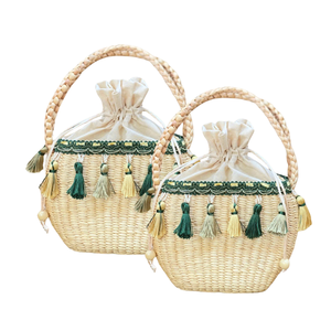 BOLSO DE MANO DE JACINTO DE AGUA con decoración Bolso de mano hecho a mano, sostenible y a la moda Bolso de mujer para mujer - Product Image 1