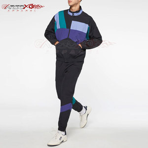 Ensemble coupe-vent élégant à capuche pour homme avec empiècements contrastants, résistant au vent et à l'eau, léger, idéal pour l'hiver - Product Image 1
