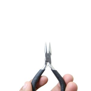 Mini pince à bec plat Matériau en acier neuf pour la manipulation de pièces de bijoux minces et de feuilles - Product Image 2