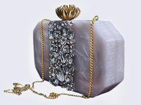 Tas Clutch Kotak Mutiara Resin untuk Wanita dan Remaja Putri, Buatan Tangan, Unik, Cantik, Bergaya, Desainer, Motif Bunga Malaikat