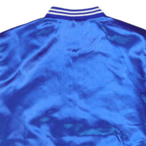 Veste bomber en satin bleu personnalisée pour femmes, manches à paillettes, broderie 1920, fermeture éclair, veste universitaire élégante, vêtements de sororité - Product Image 4