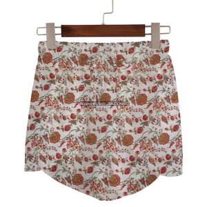Shorts enveloppants artisanaux pour femmes, vêtements de détente d'été, coton, imprimé en blocs, shorts enveloppants de plage, collection pour filles, style babydoll, imprimé d'été - Product Image 5