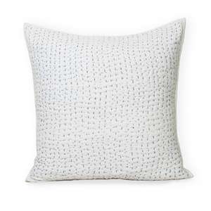 Funda de Cojín Decorativa Kantha de Algodón con Patrón Moderno Hecho a Mano, Acolchado con Hilo Azul y Patchwork - Product Image 3