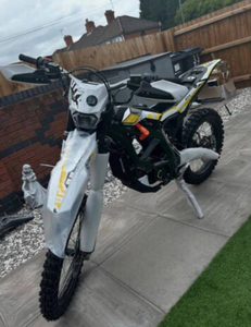 NOUVEAU 2025 e-bike Puissant 5400W Dirt Ebike Adulte - Product Image 4