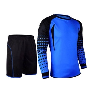 Conjunto de Camiseta y Pantalones Cortos de Portero de Fútbol de Poliéster de Alta Calidad con Diseño Nuevo y Único, Personalizable, de Secado Rápido para Árbitro de Fútbol - Product Image 2