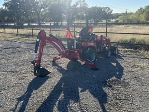 2025 Massey Ferguson GC1725 Maquinaria agrícola multiusos Mini tractor compacto a la venta - Product Image 3