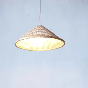 Lámpara de Techo de Bambú para Decoración de Interiores con Diseño de Bambú Tejido a Mano Sin Fuente de Luz Integrada - Product Image 1