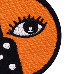 Parches Bordados Duraderos para Ropa con Borde Adhesivo, Diseño Popular, Colores y Tamaños Personalizados, Alta Calidad, Gran Venta 2026 - Product Image 2