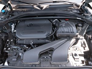 Mini Cooper Clubman John Cooper Works ALL4 Edición Sin Limitar 2023, Gasolina, Bajo Kilometraje - Product Image 6