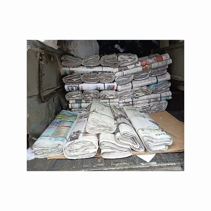 Более выпущенных газетных бумажных обрывков, новости происхождения, старые газетные ломы, старые газетные ломы для продажи