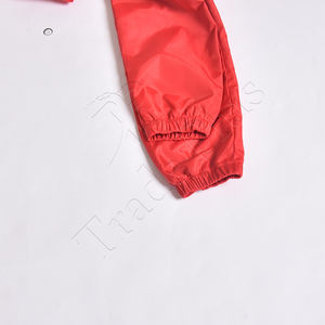 Chaqueta de lluvia con capucha y cremallera para hombre personalizada de alta calidad al por mayor impermeable a prueba de viento transpirable informal para invierno - Product Image 4