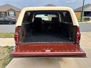 Auto Usado de Calidad a Precio Accesible, G-M-C Jim-my 1983, Volante a la Izquierda - Product Image 6