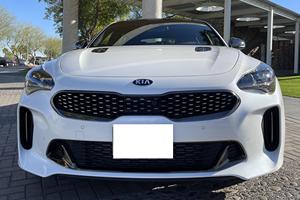 KIA STINGER GT2 AWD 2019 d'occasion, conduite à gauche/droite - Product Image 2