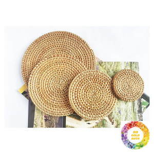 Napperon en rotin élégant et assiettes de présentation Décoration de table faite à la main Idéal pour les mariages Salle à manger et tenture murale - Product Image 2