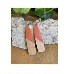 Pendientes colgantes de resina y madera de estilo vintage, venta al por mayor, conjunto de pendientes de moda de Color personalizado, auricular acrílico para mujer - Product Image 5