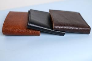 Cartera de Cuero Genuino Premium Hecha a Mano con Diseño de Puntos, Cierre Plegable, Corta, Portátil y Moderna para Uso Diario Masculino - Product Image 5