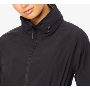 Impermeabile da donna 32 Degrees con cappuccio e vita regolabile, colore nero, taglia extra small, impermeabile per viaggi ed escursioni - Product Image 2