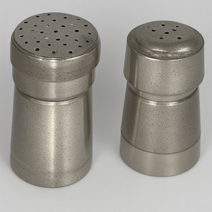 Moulin à sel et à poivre décoratif en laiton avec travail artisanal argenté poli miroir conçu pour les intérieurs décoratifs de salle à manger - Product Image 1