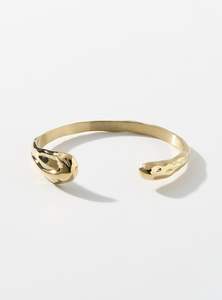 Urban Metal <b>Bracelet</b> Matches Street Style Trends With Strong Build And Contemporary Design - Product Image 3