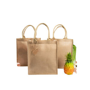 Sacs à provisions fourre-tout en toile de jute écologique de haute qualité faits à la main Design durable à la mode en vente - Product Image 3