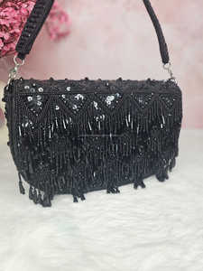 Pochette de travail élégante brodée et perlée pour femmes et filles vente chaude dans le golfe arrivée à bas prix - Product Image 2