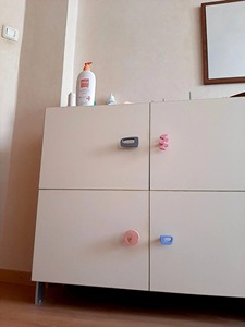 Bouton de forme unique pour armoires, tiroirs et armoires Bouton de designer élégant pour la cuisine à domicile ou les meubles de bureau avec un look moderne - Product Image 4