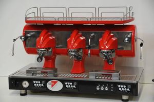 Cafetera Espresso Italiana Nueva de Alta Demanda al por Mayor, Disponible para Envío, Compre una Cafetera Comercial a Bajo Precio - Product Image 2