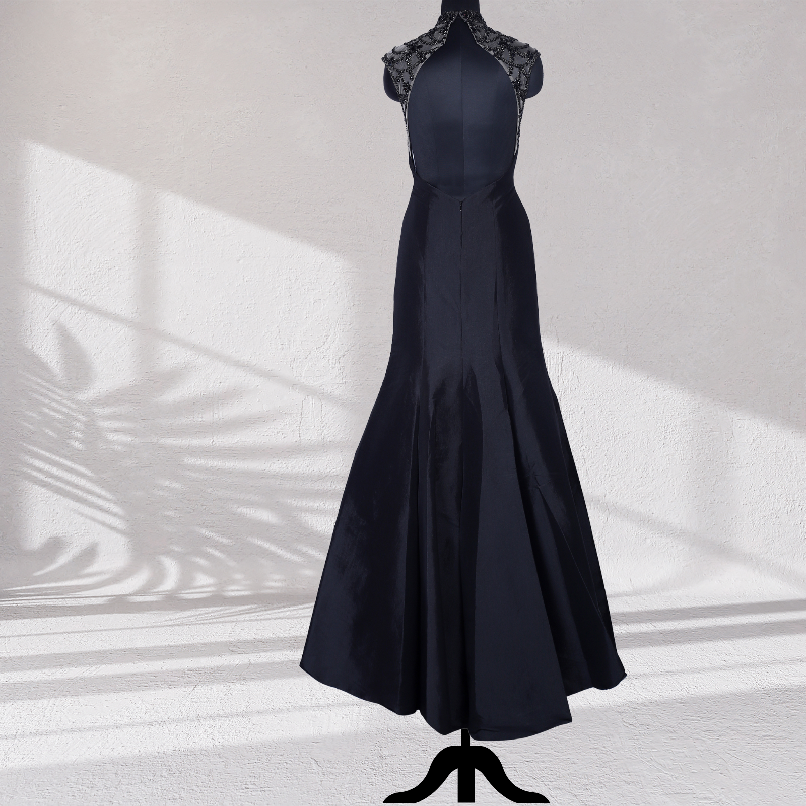 black dress for women for graduation