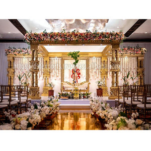 Mandap Dorado Mayur para Bodas del Sur de la India, Mandap Dorado Tradicional de Tendencia Profesional, Decoración de Escenario de Boda de Ensueño, Nueva York - Product Image 1