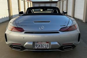 Mercedes-AMG GT C Roadster d'occasion haut de gamme, modèle 2018, environ 6 100 milles, V8 biturbo - Product Image 3