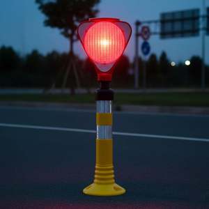 Ensemble de triangles de signalisation solaires clignotants - Rouge - Product Image 2
