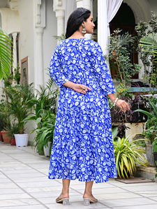 Robe mi-mollet décontractée ethnique pour femme, en coton 100% tissé, imprimé géométrique bleu, écologique, avec boutons - Product Image 3