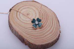 Colgante de Flores de Lujo, Chapado en Oro Amarillo/Blanco/Rosa de 18K, Colgante Floral Esmaltado, Joyería para Mujer, Regalo - Product Image 4