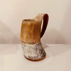Jarra Vikinga Auténtica de Cuerno Natural Inspirada en el Medievo, Hecha a Mano, Pulida, Taza de Cuerno para Beber, Tallada a Mano, Cuerno de Buey Ecológico - Product Image 5