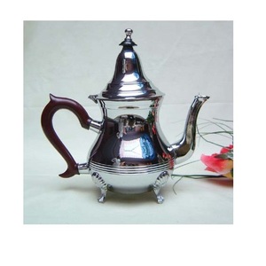 Bouilloire décorative en métal de conception artisanale pour servir le thé et le café, bouilloire de haute qualité - Product Image 4